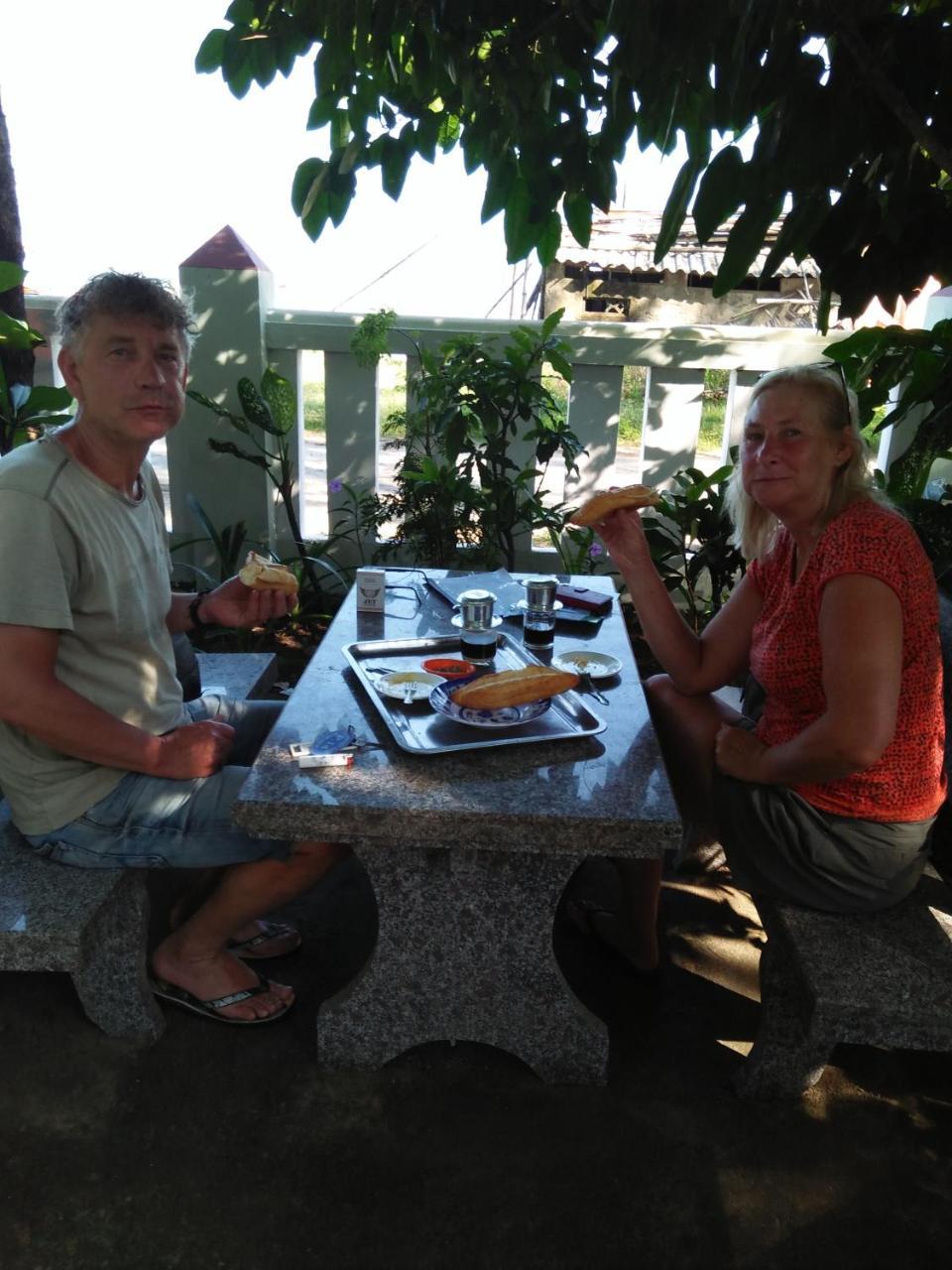 Nguyet Anh Guesthouse Lăng Cô Ngoại thất bức ảnh