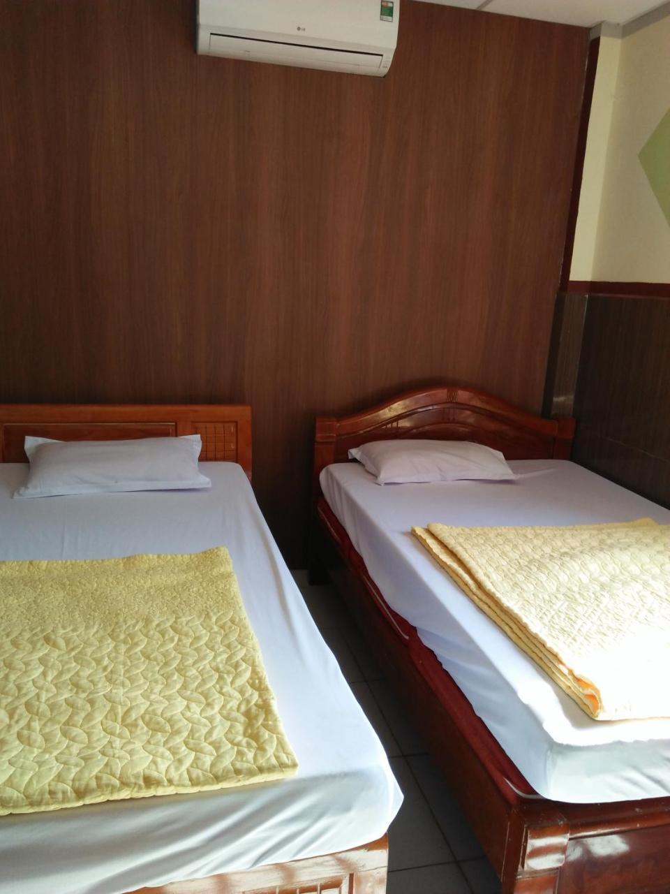 Nguyet Anh Guesthouse Lăng Cô Ngoại thất bức ảnh